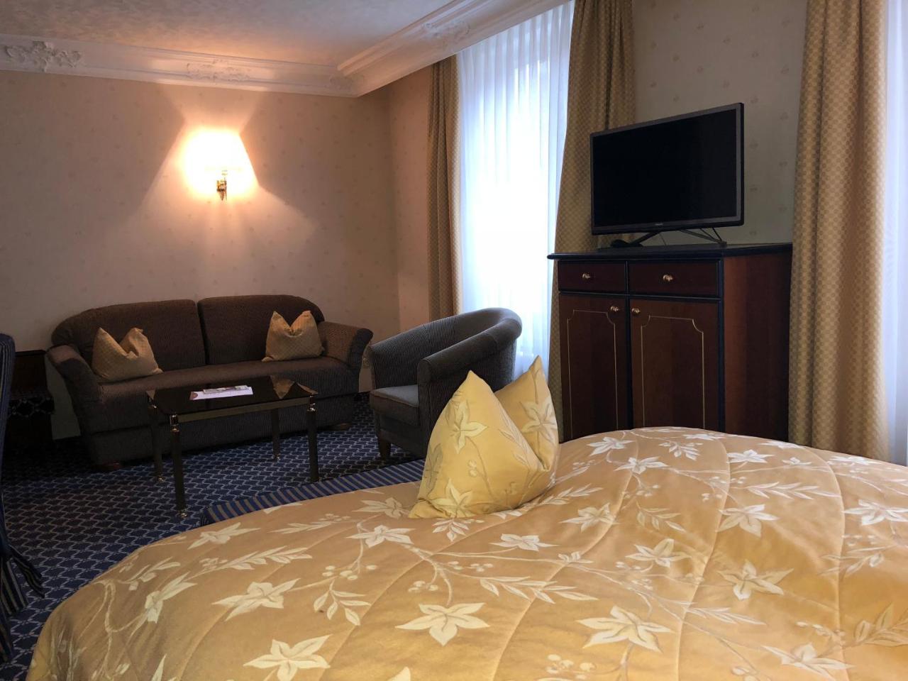 Mokni'S Palais Hotel & Spa Bad Wildbad Exterior foto